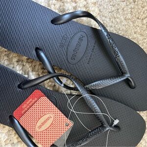 Havaianas Black Flip Flops